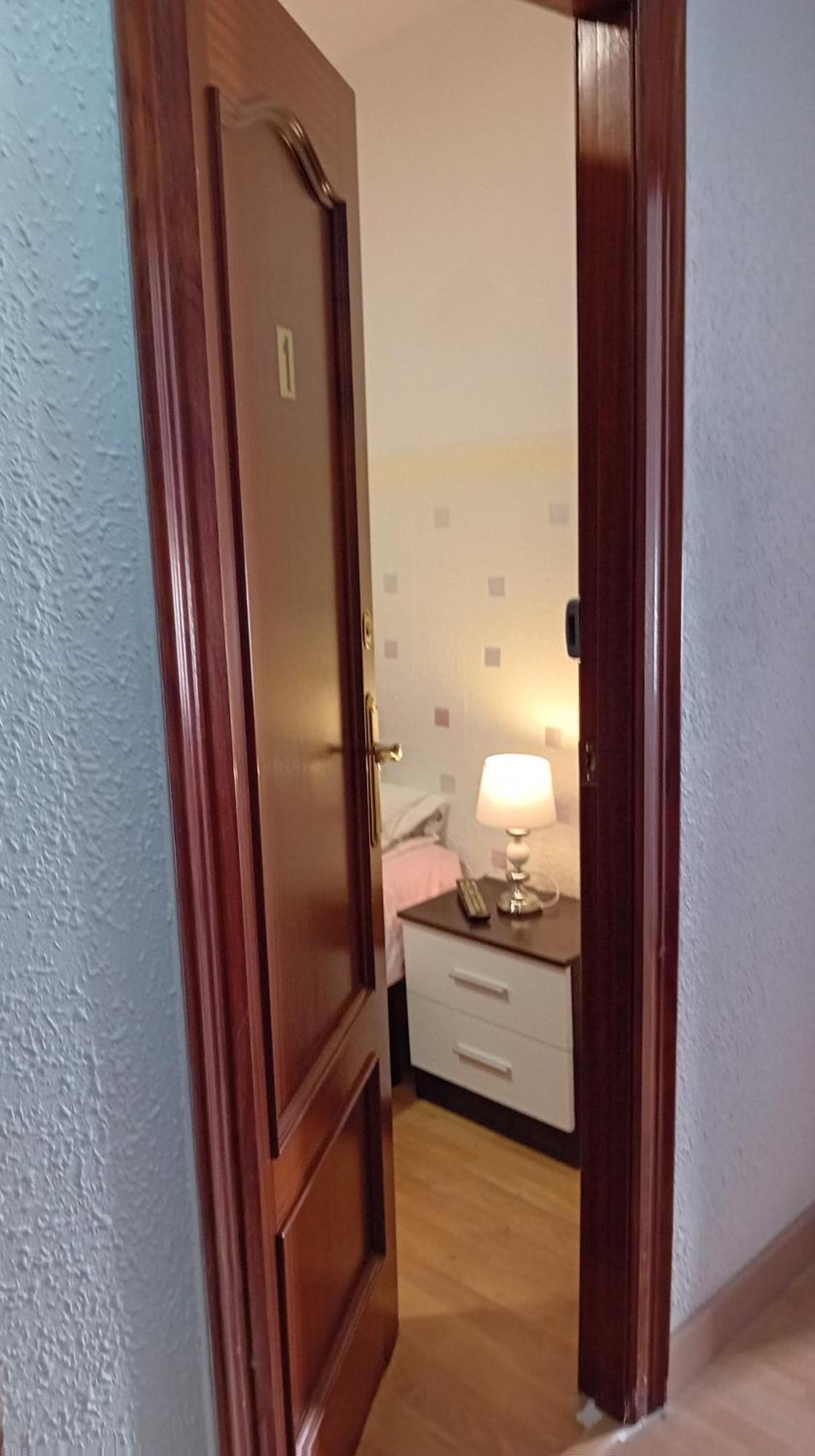 Apartamento Compartido Excelente Ubicacion El Prat de Llobregat Exterior foto