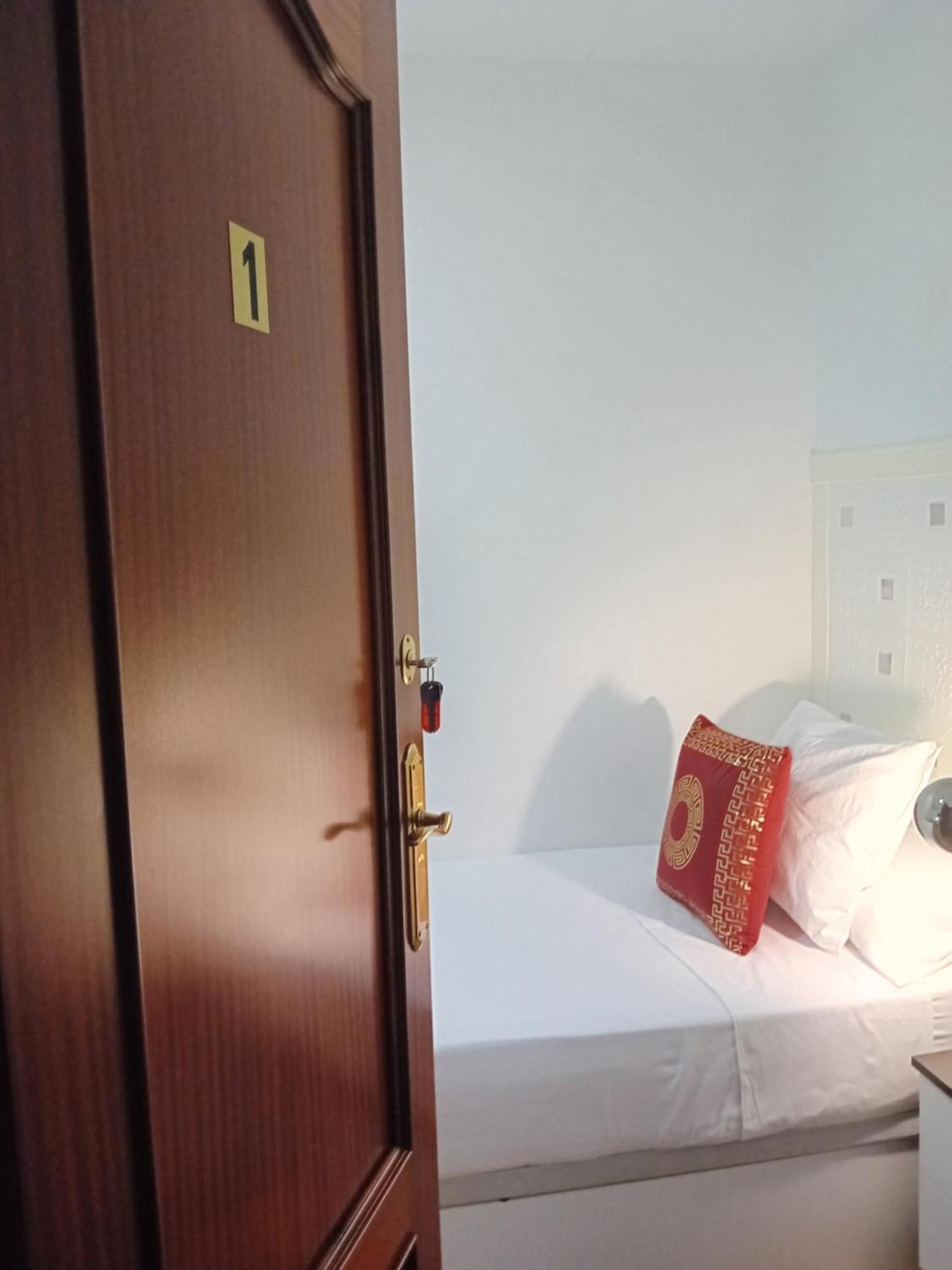 Apartamento Compartido Excelente Ubicacion El Prat de Llobregat Exterior foto